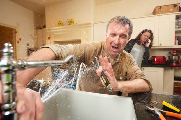 Best Local water damage restoration  in Riverdale Park, CA
